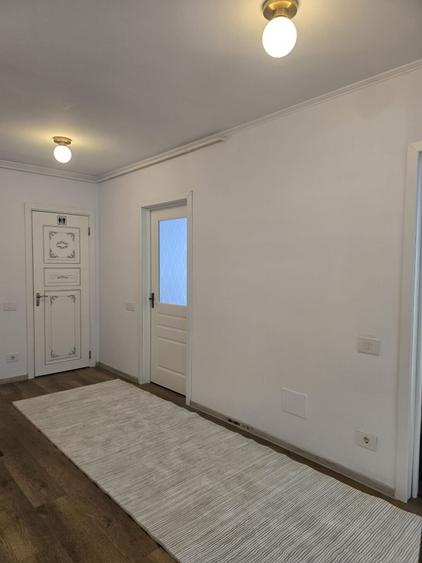 Apartament cu 3 camere semidecomandat, mobilat în Copou