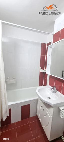 Apartament cu 2 camere decomandat în Cetate