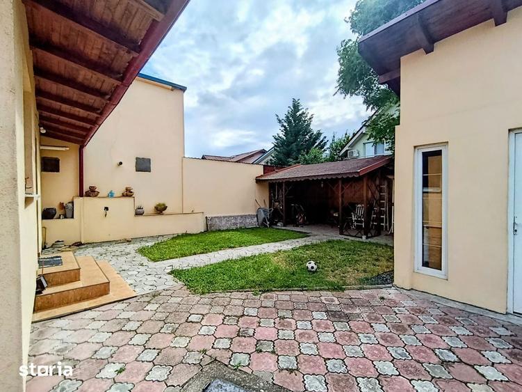 Casă cu 7 camere cu Teren 351 Mp în Șagului