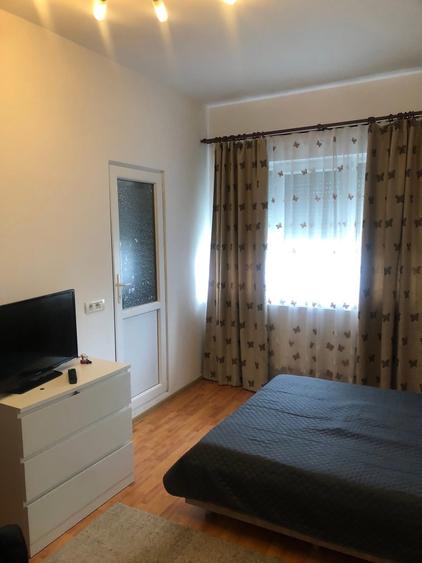 Casă cu 6 camere cu Teren 226 Mp în Eforie Nord