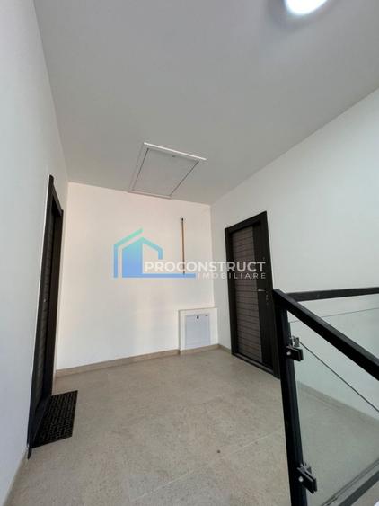 Penthouse cu 3 camere semidecomandat în Giroc
