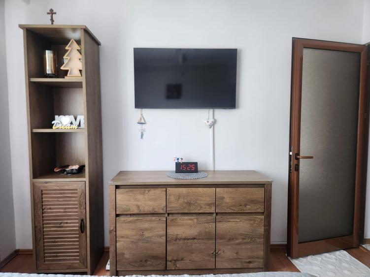 Apartament cu 2 camere decomandat în Ostroveni