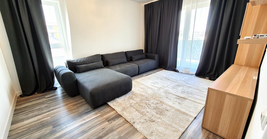 Apartament cu 2 camere decomandat în Titan