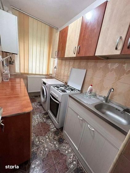 Apartament cu 2 camere ?i balcon, etajul 1, mobilat ?i utilat, 47.500e - 1