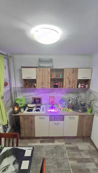 Apartament cu 2 camere decomandat în Girocului