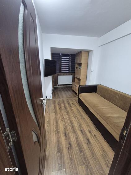 Apartament cu 2 camere în Craiovița Nouă