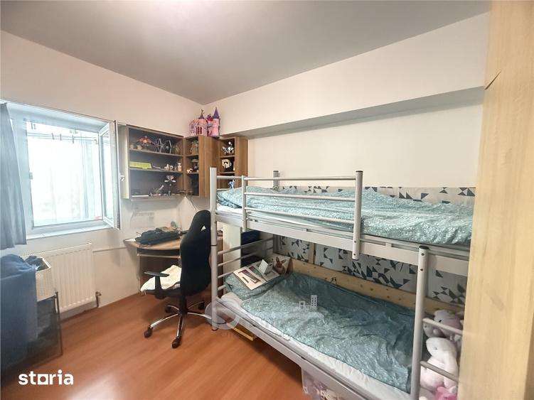 Apartament cu 2 camere decomandat în Galata