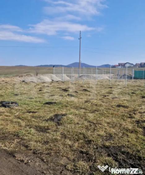 Casă cu 1 camere cu Teren 520 Mp în Sânpetru
