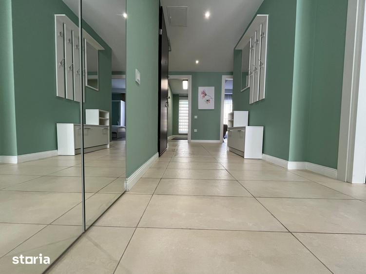 Apartament cu 4 camere decomandat în Ștefăneștii de Jos