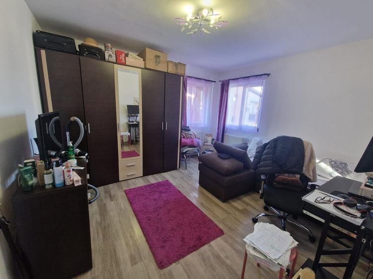 Apartament cu 2 camere decomandat, mobilat în Florești — fotografia 2