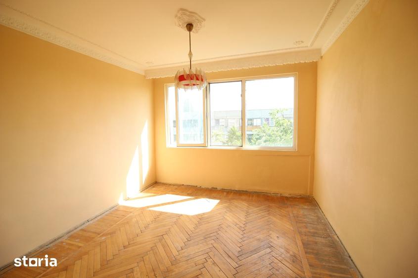 Apartament cu 3 camere semidecomandat în Țiglina 3