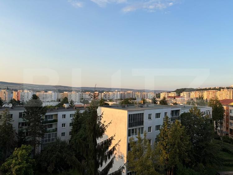 Apartament cu 3 camere decomandat, mobilat în Mănăștur