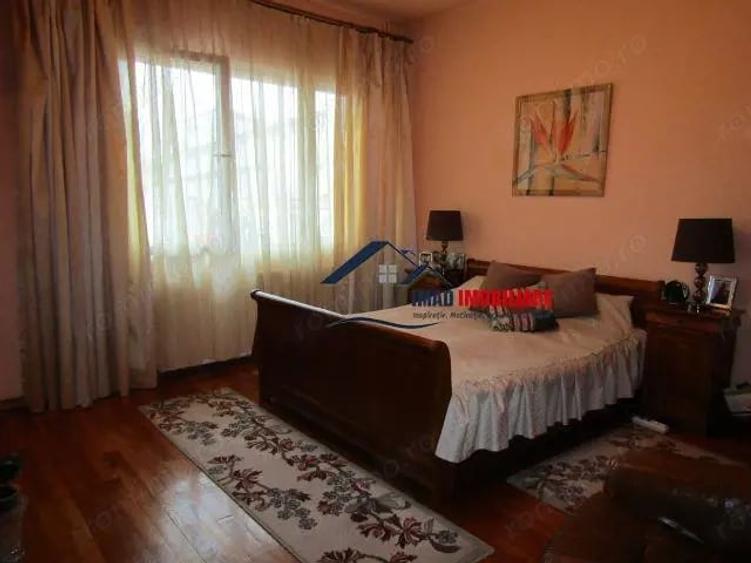 Casă cu 1 camere cu Teren 387 Mp în Central