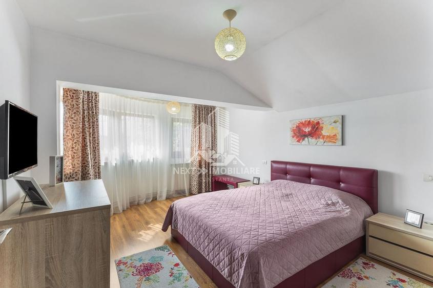 Casă individuală cu 4 camere cu Canalizare în Trocadero