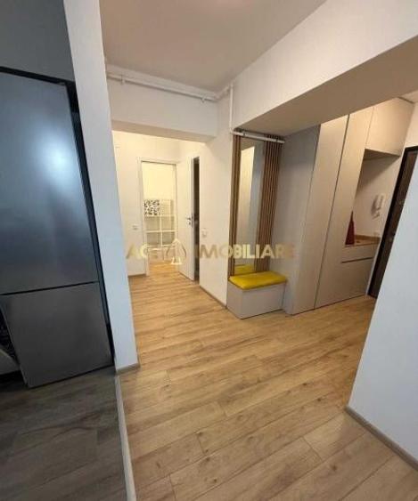 Apartament cu 2 camere semidecomandat, mobilat în Drumul Taberei
