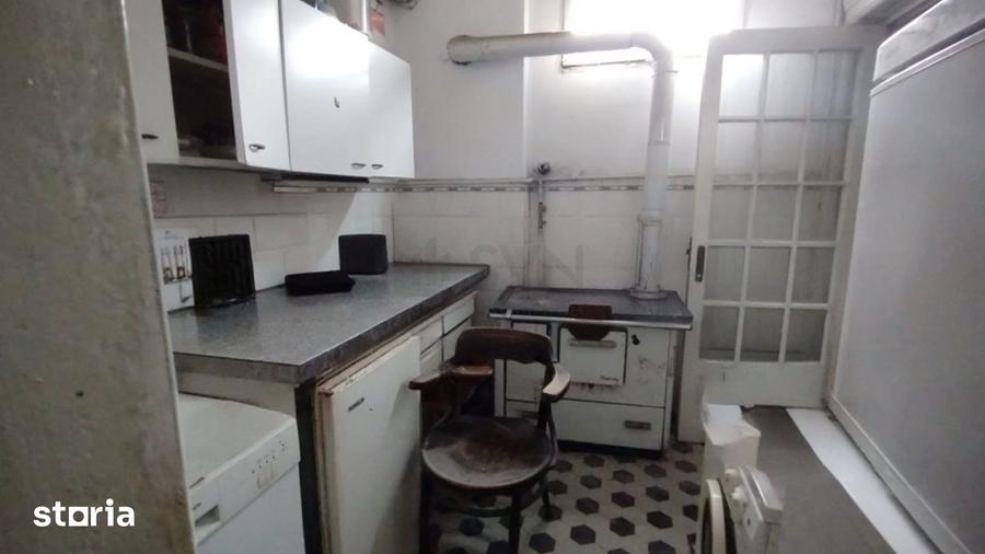 Apartament cu 5 camere în Dobroești