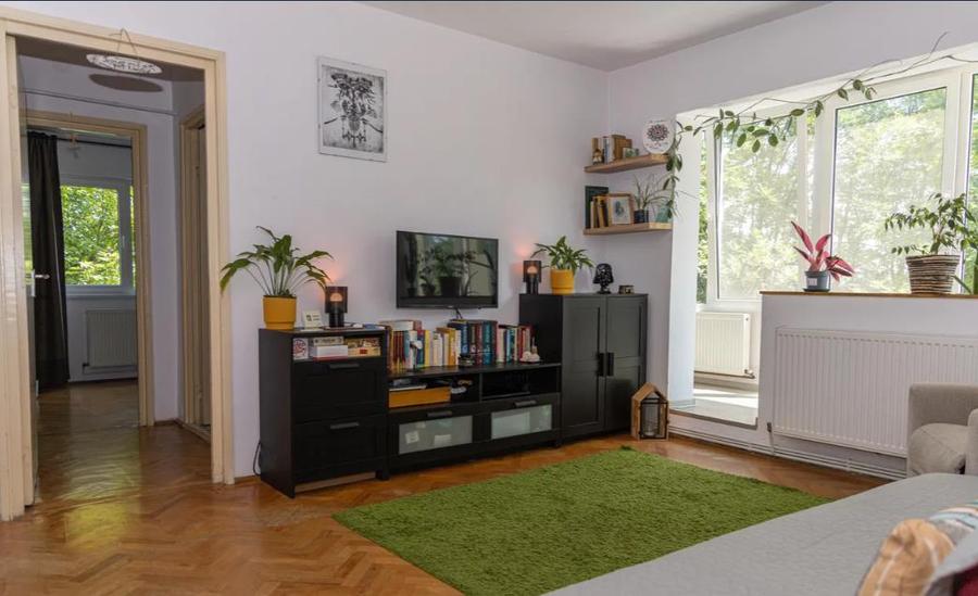 Apartament cu 2 camere semidecomandat, mobilat în Gemenii