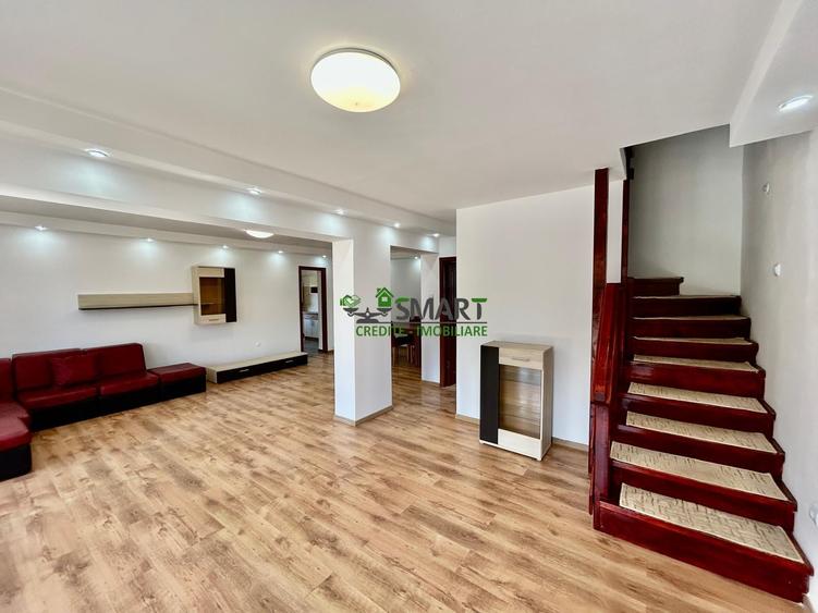 Casă individuală cu 4 camere cu Garaj în Central