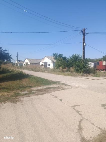 Spațiu comercial, în Crevedia
