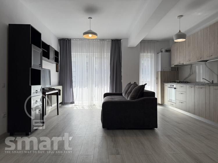 Apartament cu 2 camere semidecomandat, mobilat în Mărăști