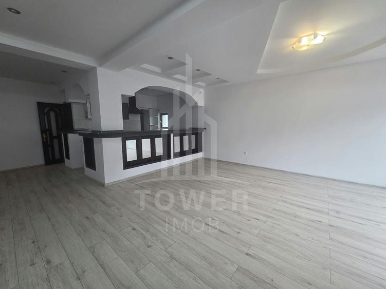 Casă individuală cu 5 camere cu Canalizare în Ultracentral