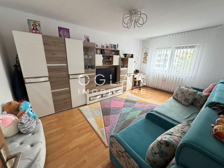 Apartament cu 2 camere decomandat, mobilat în Vasile Aaron
