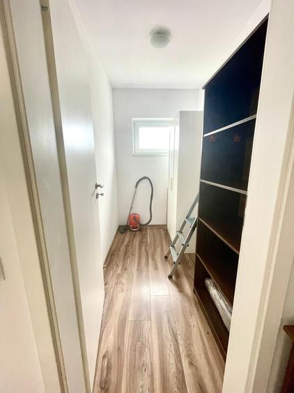 Duplex cu 5 camere cu Canalizare în Iris