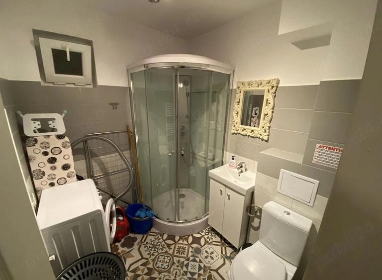Casă cu Teren 300 Mp în Central