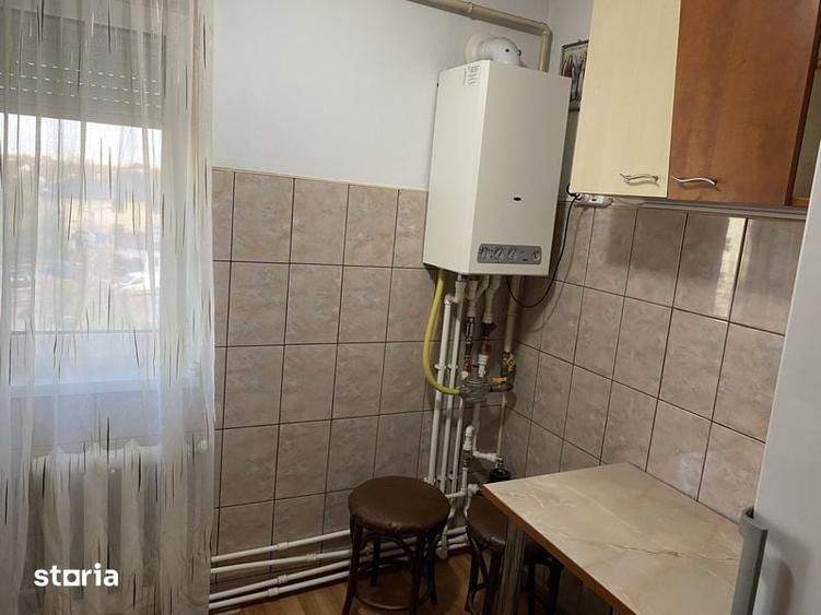 Apartament cu 2 camere decomandat în Micro 14