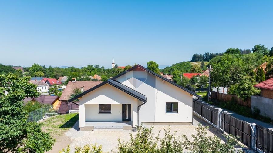 Casa noua langa Bra?ov, curte insorita ?i vedere p... - 4