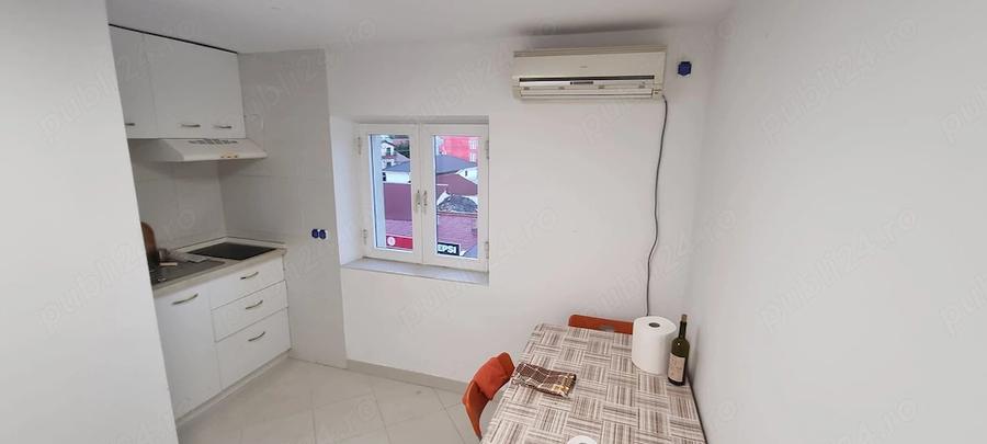 Apartament cu 3 camere decomandat în Ultracentral