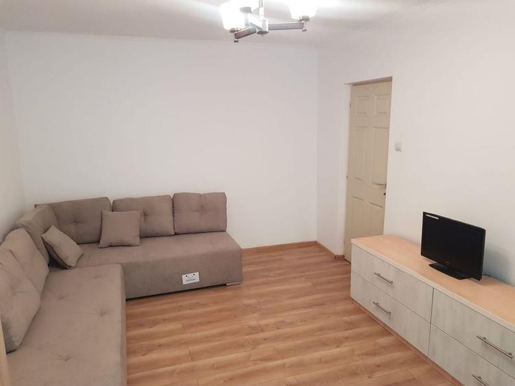 Apartament cu 2 camere decomandat în Colentina