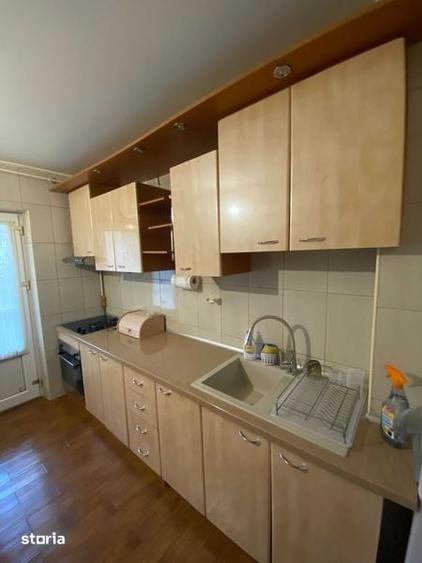 Apartament cu 3 camere în Tomis I