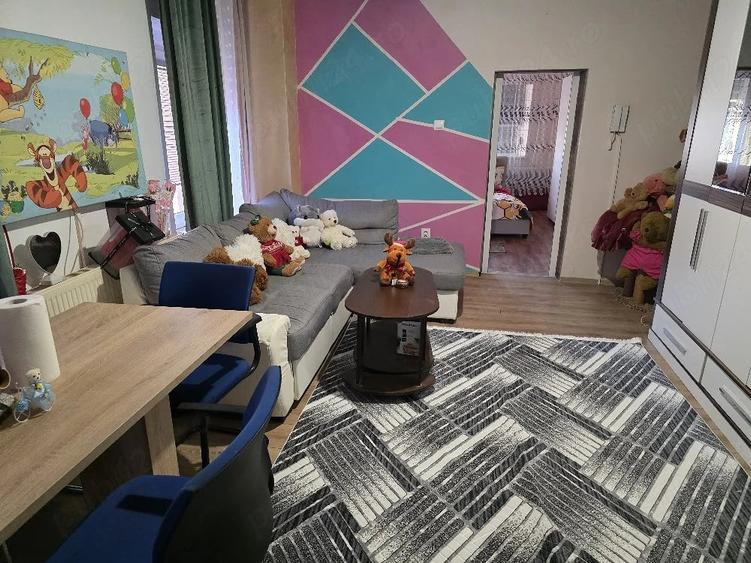 Apartament cu 2 camere nedecomandat în Muncitoresc