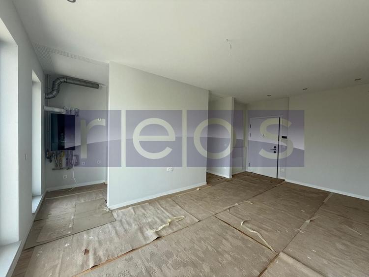 Apartament cu 3 camere în Străulești