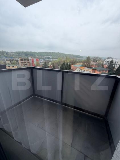 Apartament cu 2 camere semidecomandat, mobilat în Dâmbul Rotund