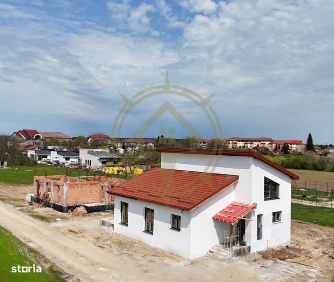 Casă cu 4 camere în Ghermănești