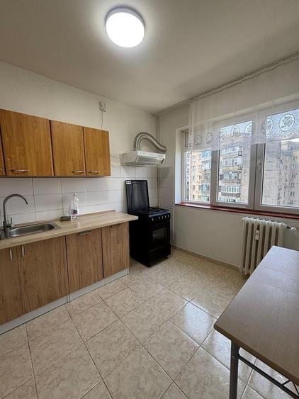 Apartament cu 3 camere în Dristor