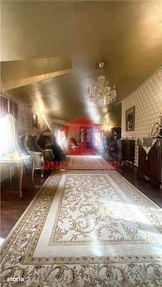 Casă cu 7 camere cu Teren 660 Mp în Agigea