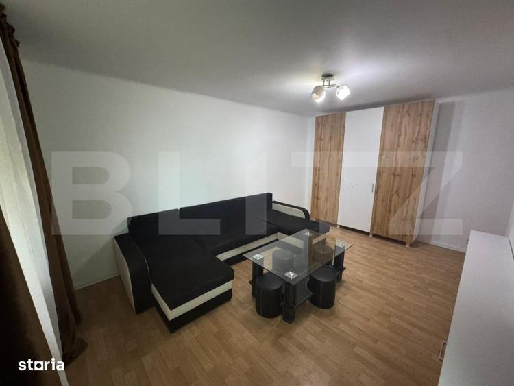 Apartament cu 2 camere decomandat în Rovine