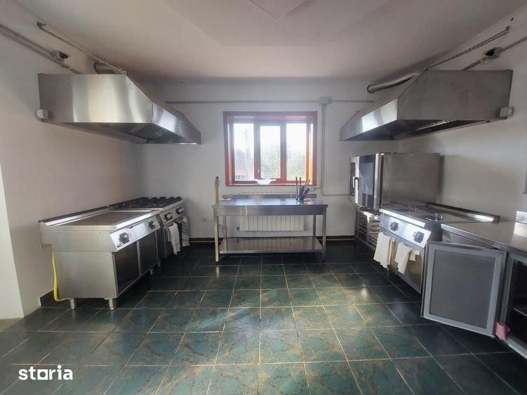 Casă cu 6 camere cu Teren 5995 Mp în Hidiș