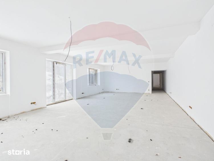 Spațiu comercial, de 102.7 mp, în Bartolomeu