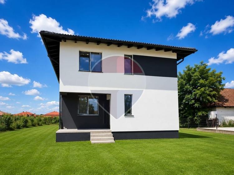 Duplex cu 4 camere cu Teren 500 Mp în Stupini
