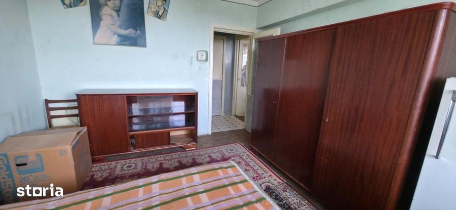 Apartament 2 camere semidecomandat 45,5 mp utili + balcon 10,1 mp - 9