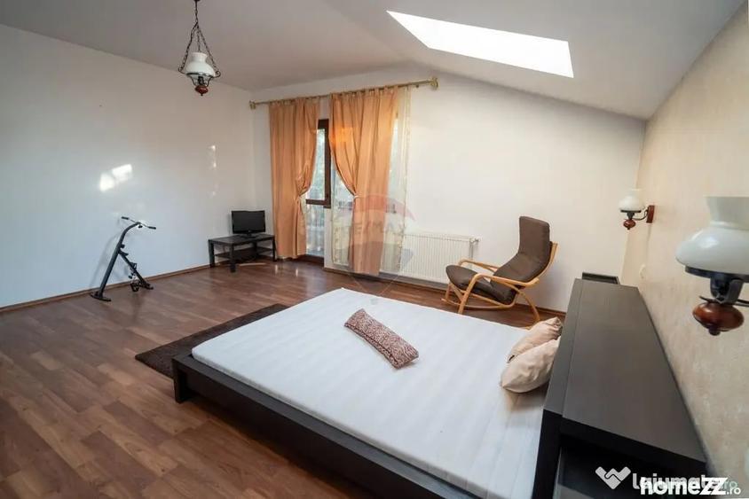 Casă cu 5 camere cu Teren 500 Mp în Brănești
