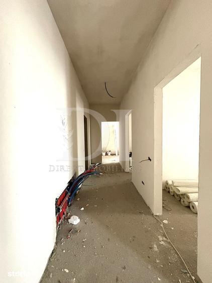 Apartament cu 4 camere în Florești