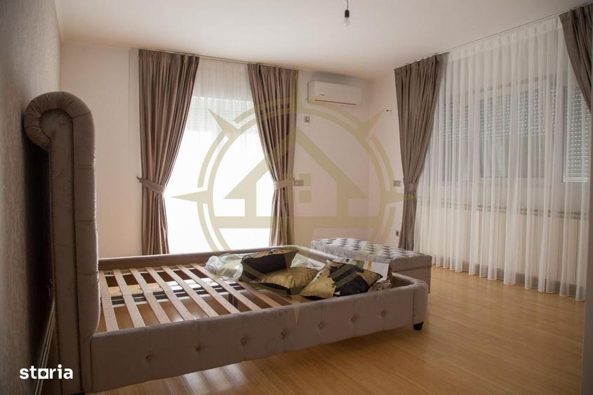 Casă cu 4 camere în Ostratu