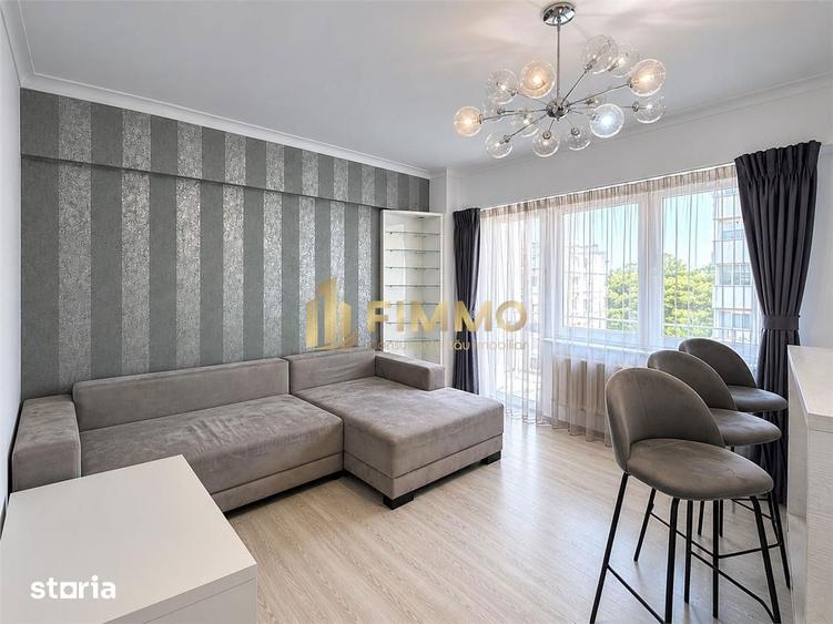 Apartament cu 2 camere decomandat, mobilat în Central
