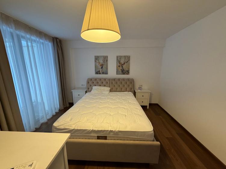 Casă individuală cu 11 camere cu Teren 257 Mp în Herăstrău