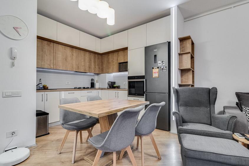 Apartament cu 3 camere decomandat în Pipera